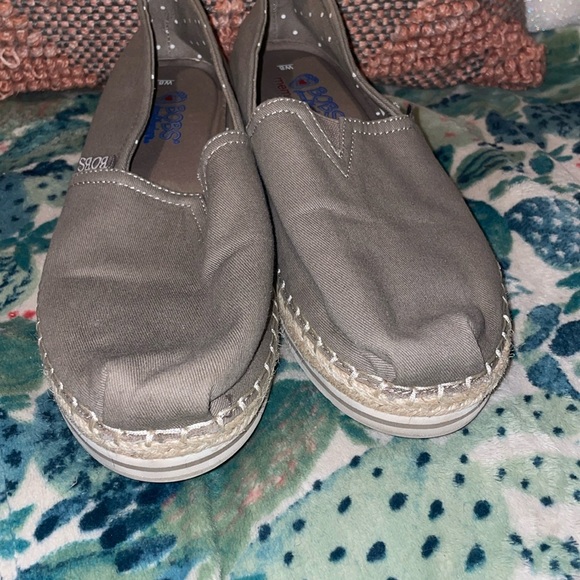 Bobs - Picture 3 of 8